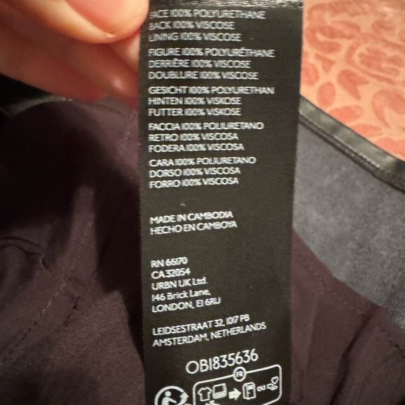 Pilcro black faux Leather Pleated Mini Skirt - Picture 5 of 8